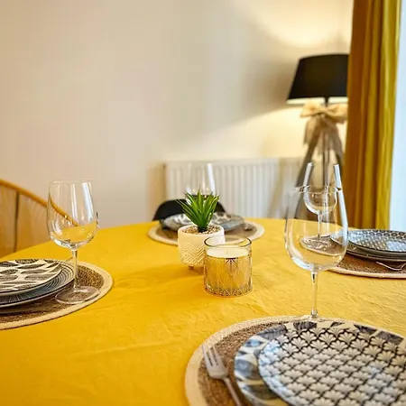 L'atelier Des Arts Apartment